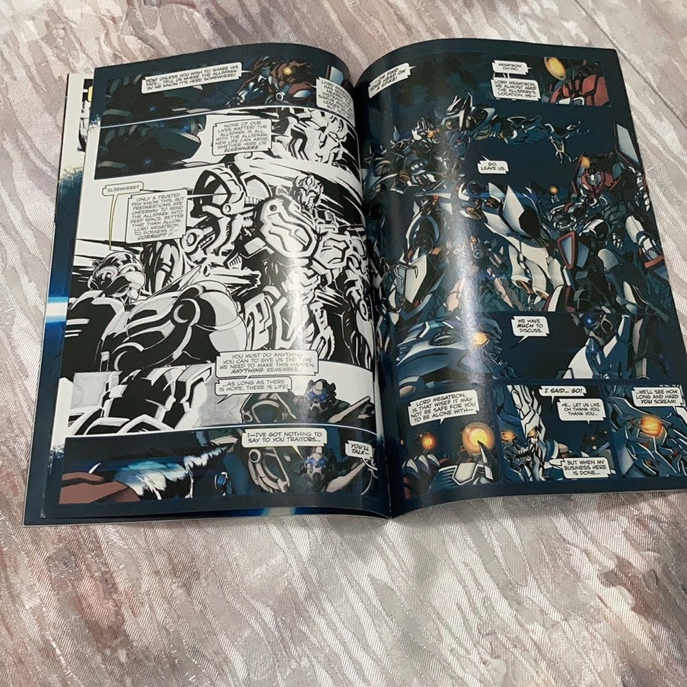 Transformers book - Picture 3 of 3